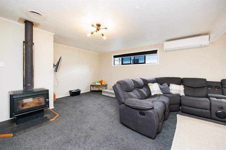 Photo of property in 36 Wanganui Road, Marton, 4710