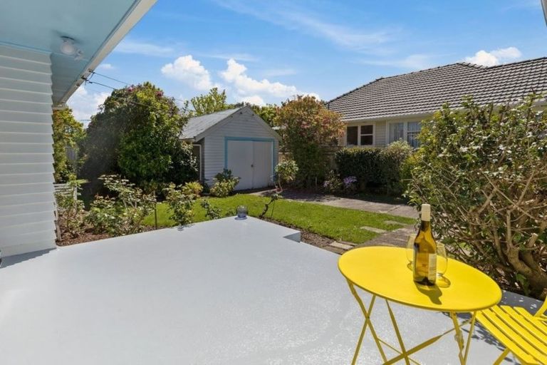 Photo of property in 165 Riverside Drive, Waiwhetu, Lower Hutt, 5010