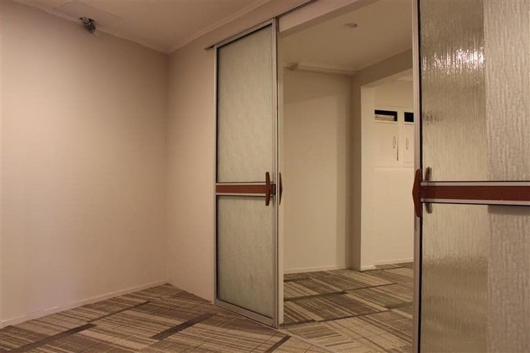 Photo of property in 11 Breton Grove, Kingston, Wellington, 6021