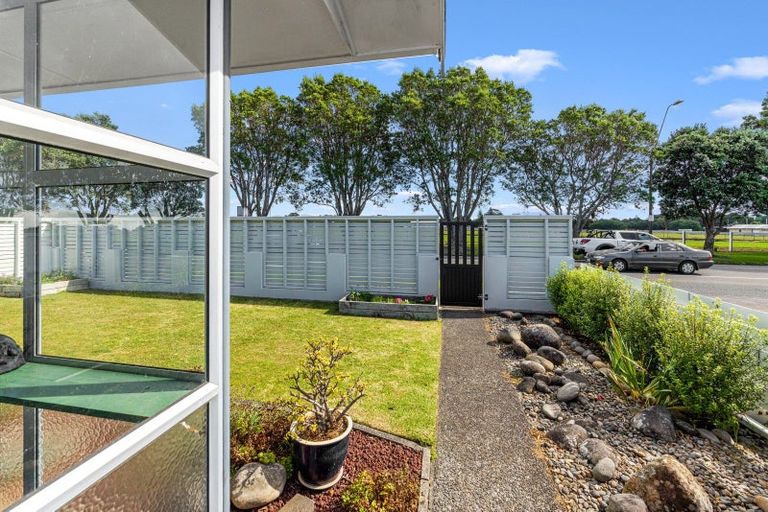 Photo of property in 133 Coronation Avenue, Welbourn, New Plymouth, 4310