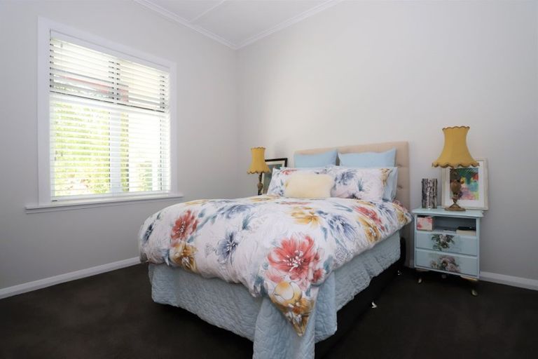 Photo of property in 25 Portia Street, Stratford, 4332