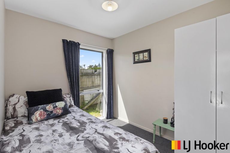 Photo of property in 11 Second Avenue, Glenbrook, Waiuku, 2681