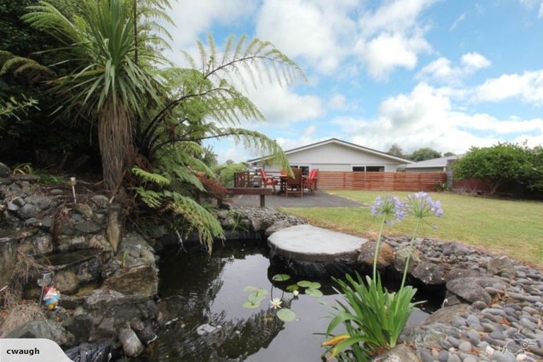 Photo of property in 86 Awanui Street, Merrilands, New Plymouth, 4312