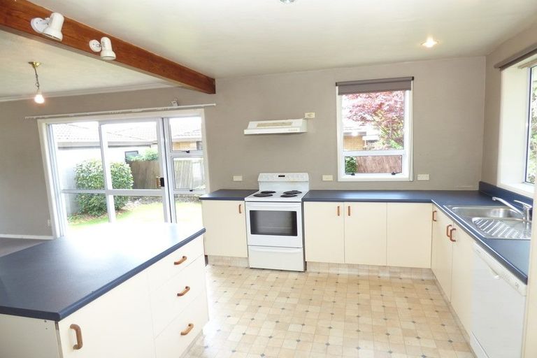 Photo of property in 1/210 Yaldhurst Road, Avonhead, Christchurch, 8042