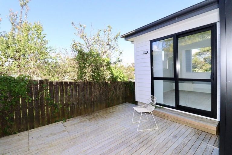 Photo of property in 127b Oreil Avenue, West Harbour, Auckland, 0618