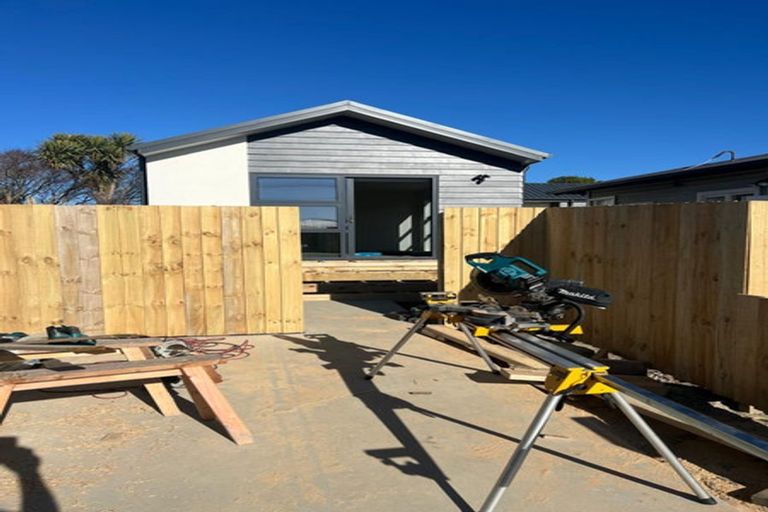 Photo of property in 18 Matlock Street, Woolston, Christchurch, 8062