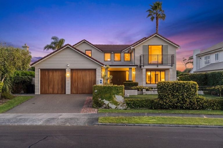 Photo of property in 42 Seychelles Drive, Papamoa Beach, Papamoa, 3118