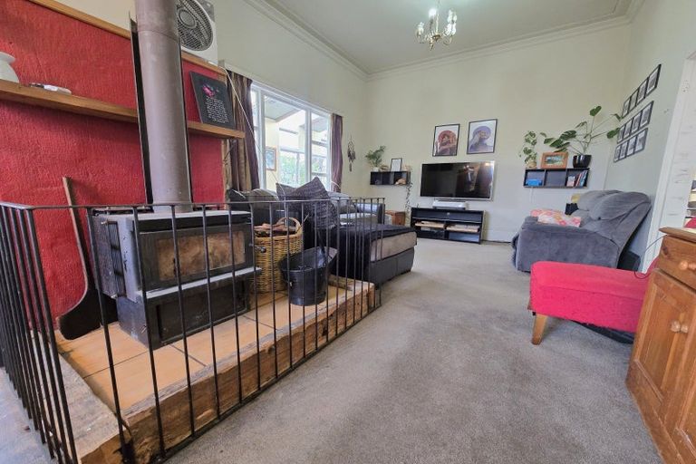 Photo of property in 219 Hampden Street, Hokitika, 7810