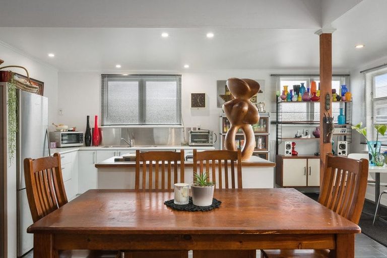 Photo of property in 713 Mackay Street, Thames, 3500