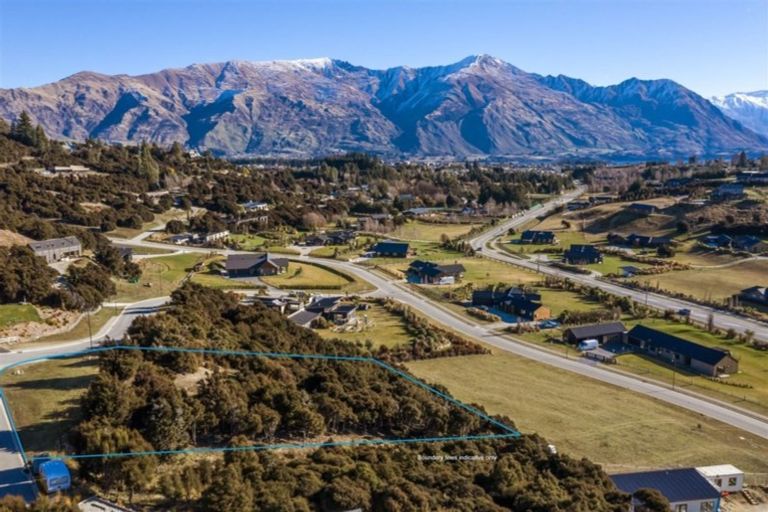 Photo of property in 3 Highfield Ridge, Wanaka, 9305