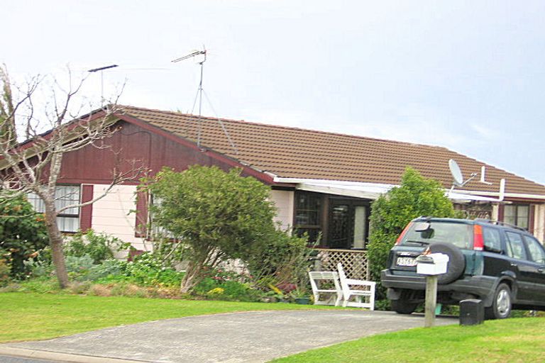 Photo of property in 12 Katene Place, Snells Beach, 0920