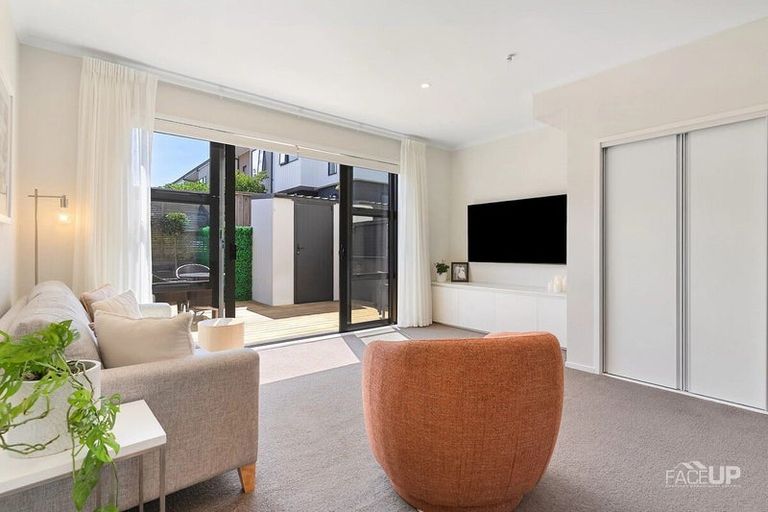 Photo of property in 36 Tuatua Road, Hobsonville, Auckland, 0616