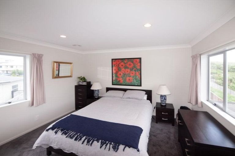 Photo of property in 10 Didsbury Grove, Churton Park, Wellington, 6037