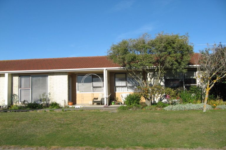 Photo of property in 2 Thurso Place, New Brighton, Christchurch, 8083