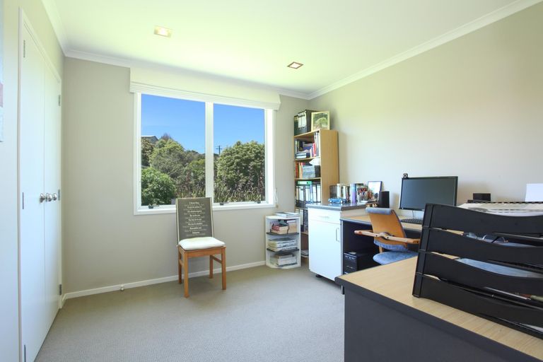 Photo of property in 5c Waikowhai Place, Raglan, 3225