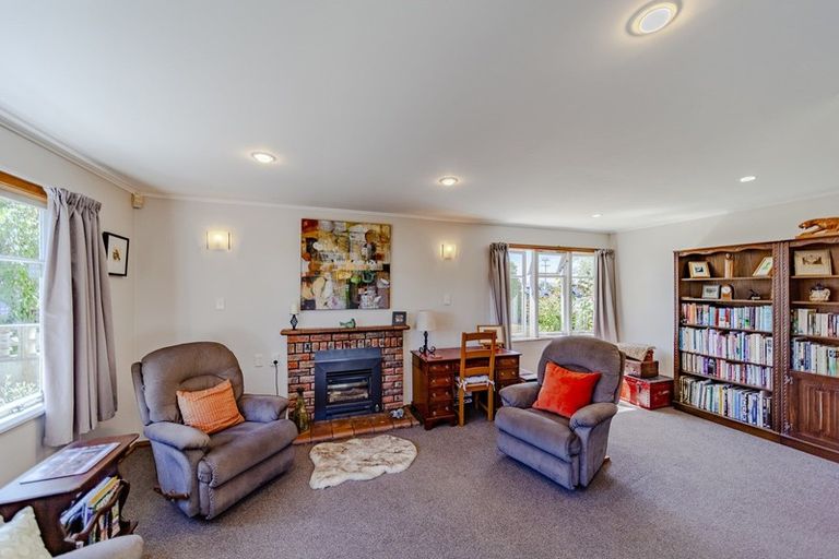 Photo of property in 218 Porangahau Road, Waipukurau, 4200