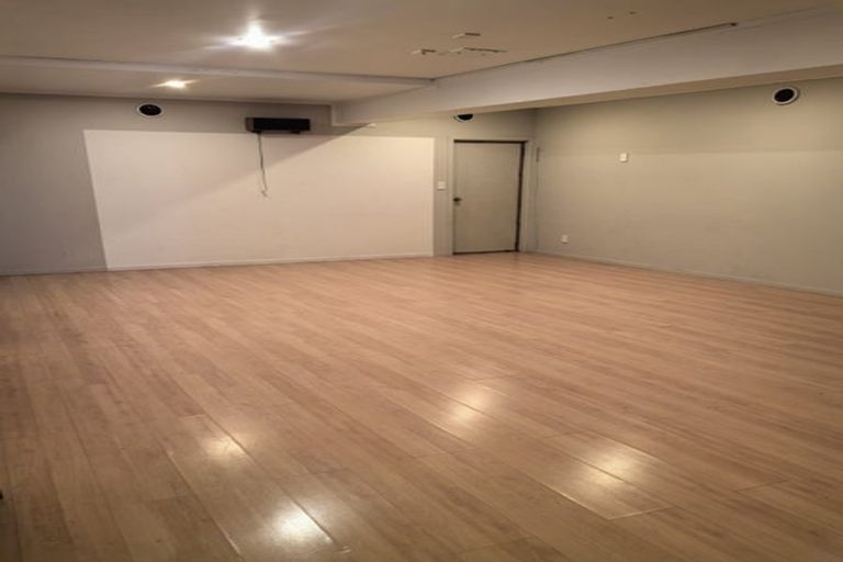 Photo of property in 8 Bretton Lane, Howick, Auckland, 2014