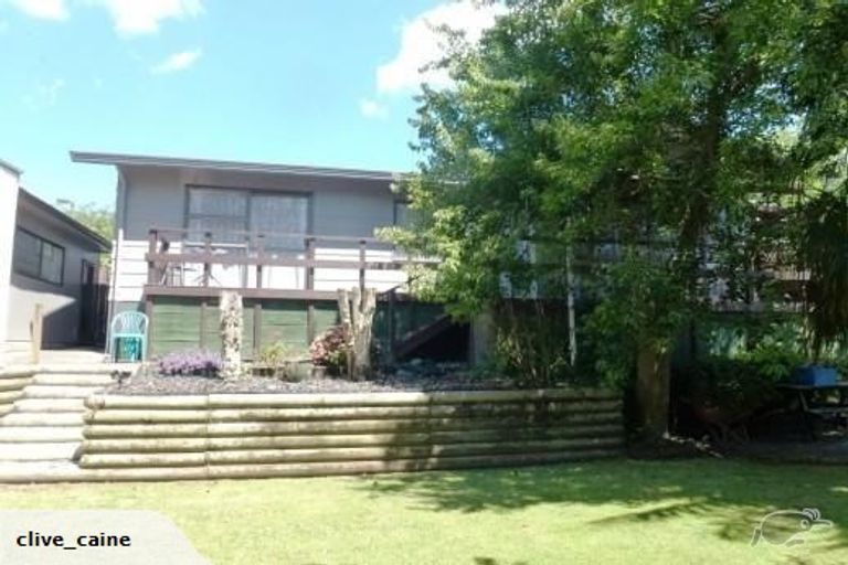 Photo of property in 6 Nettlingham Place, Te Puke, 3119