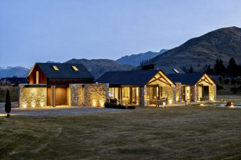 Photo of property in 281 Lower Shotover Road, Speargrass Flat, Queenstown, 9371
