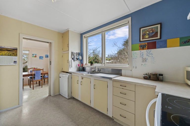 Photo of property in 26 Lee Road, Hannahs Bay, Rotorua, 3010