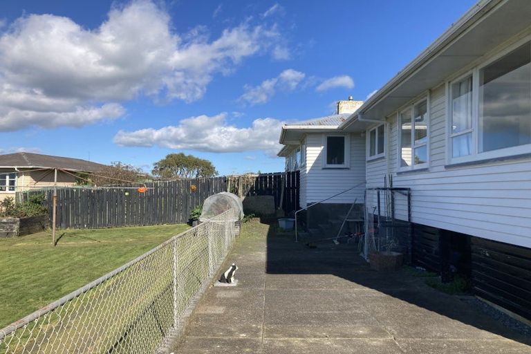 Photo of property in 18 Watene Crescent, Waitara, 4320