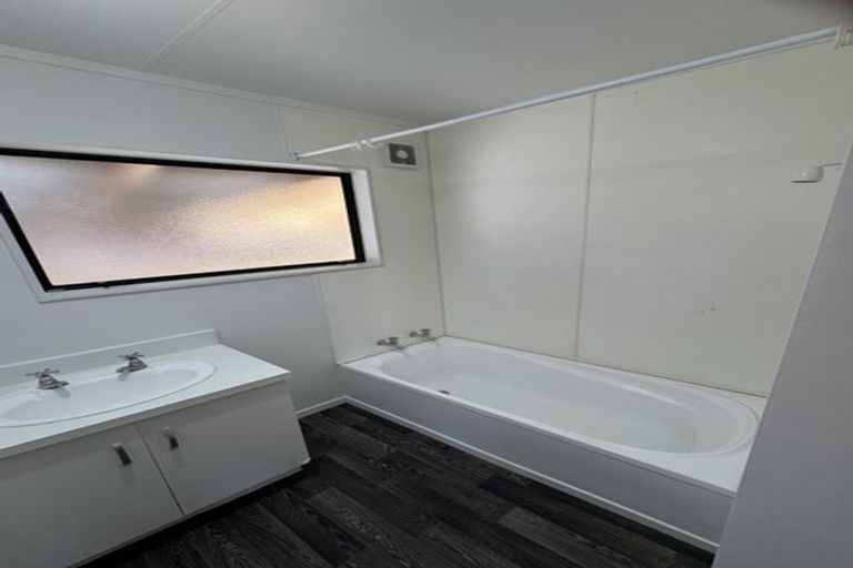 Photo of property in 11b Totara Street, Trentham, Upper Hutt, 5018