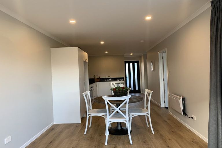 Photo of property in 2 Honowai Street, Kumeu, 0810