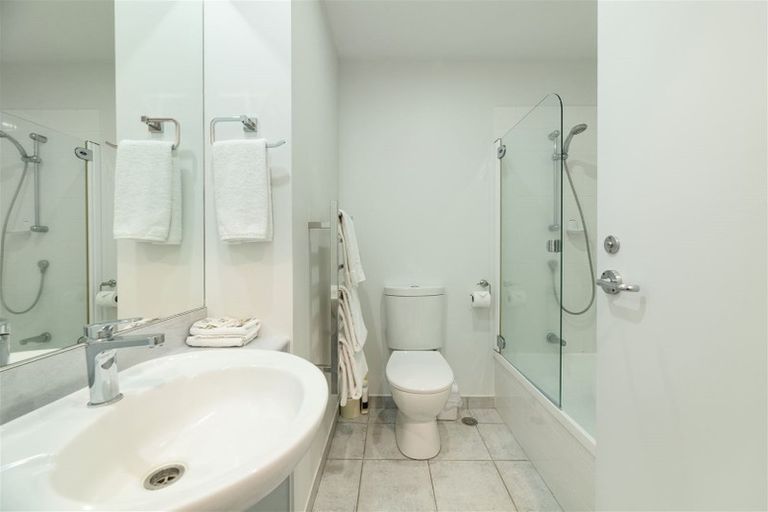 Photo of property in 17/12 Maunganui Road, Mount Maunganui, 3116