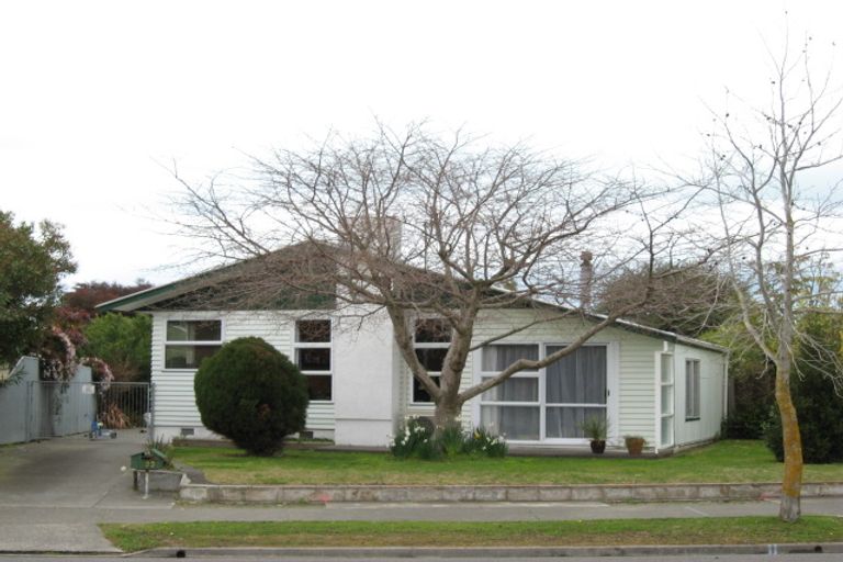 Photo of property in 93 Bill Hercock Street, Pirimai, Napier, 4112