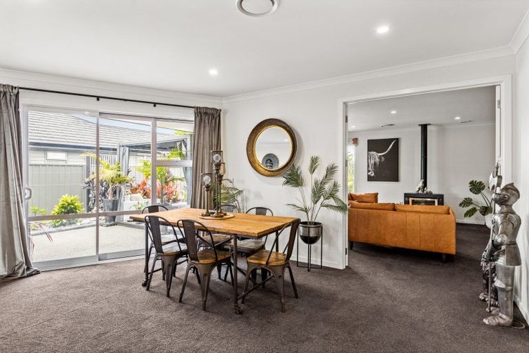 Photo of property in 24 Rakaia Way, Poraiti, Napier, 4112