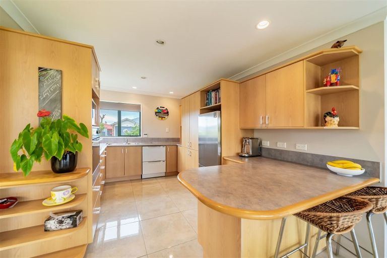 Photo of property in 122 Redvers Drive, Belmont, Lower Hutt, 5010