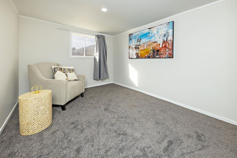 Photo of property in 59 Ferguson Street, Manurewa East, Auckland, 2102