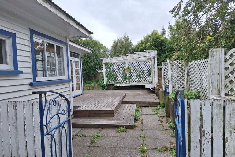 Photo of property in 134 Stapletons Road, Richmond, Christchurch, 8013