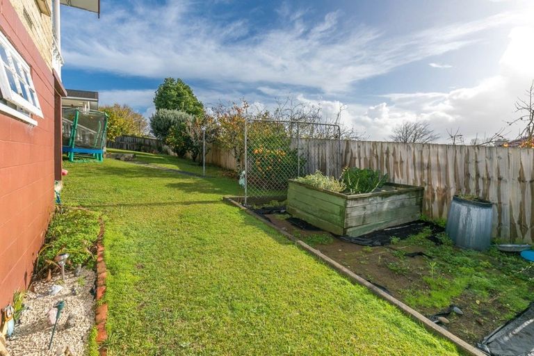 Photo of property in 8a Corrin Street, Melville, Hamilton, 3206