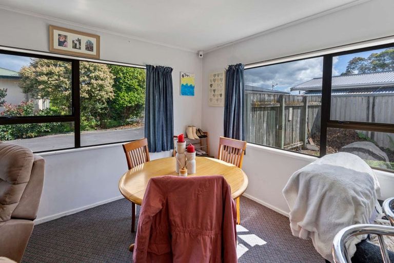 Photo of property in 1 Newall Place, Solway, Masterton, 5810