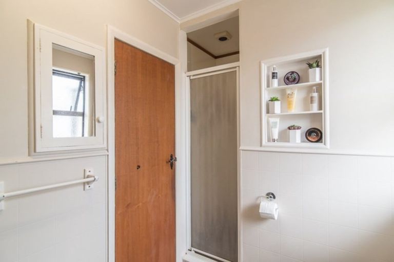 Photo of property in 44 Percival Road, Paraparaumu Beach, Paraparaumu, 5032