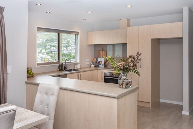 Photo of property in 10 Saint Davids Street, Lyttelton, 8082