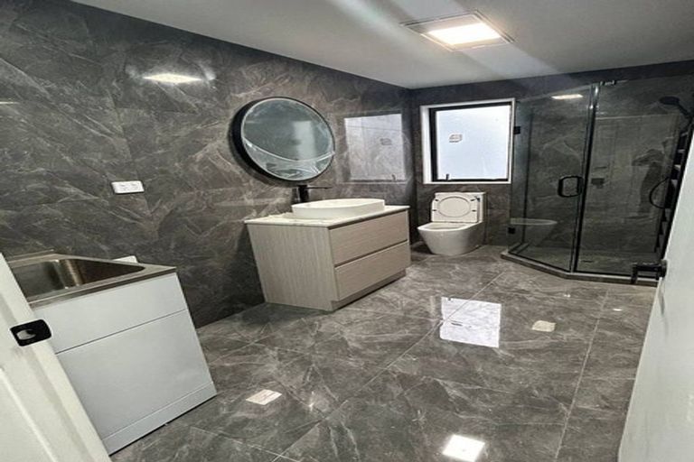 Photo of property in 41b Gracechurch Drive, Flat Bush, Auckland, 2016