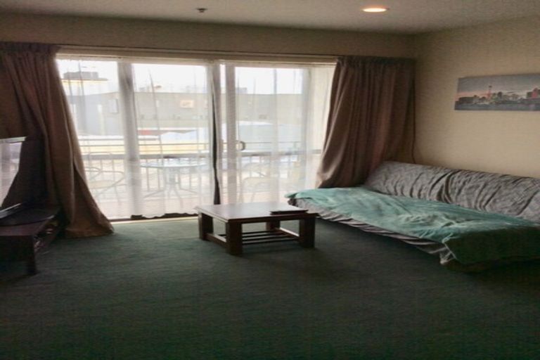 Photo of property in West Fitzroy, 4a/66 Armagh Street, Christchurch Central, Christchurch, 8013