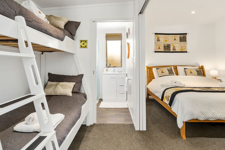 Photo of property in 158 Omaha Flats Road, Tawharanui Peninsula, Warkworth, 0986