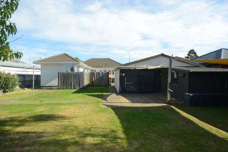 Photo of property in 66 Racecourse Road, Sockburn, Christchurch, 8042