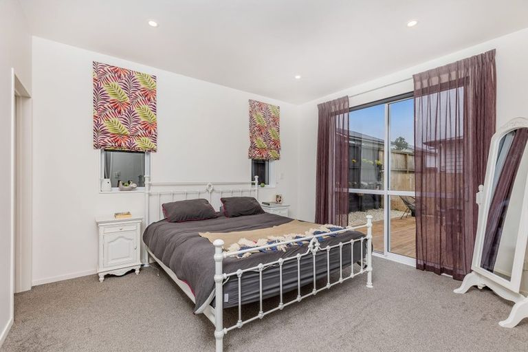 Photo of property in 5 Ropere Street, Kumeu, 0810