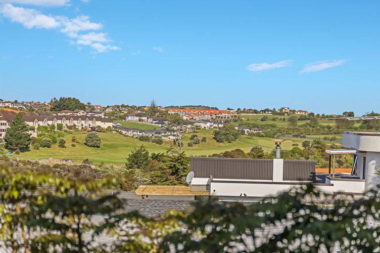 Photo of property in 19 Javelin Close, Gulf Harbour, Whangaparaoa, 0930