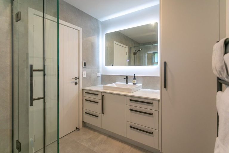 Photo of property in 163 Ocean Beach Road, Tairua, 3508