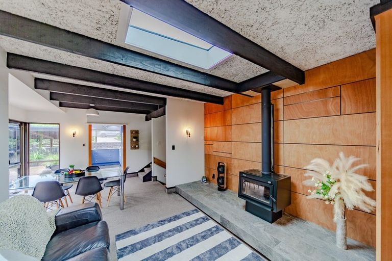 Photo of property in 56 Palmerston Road, Havelock North, 4130