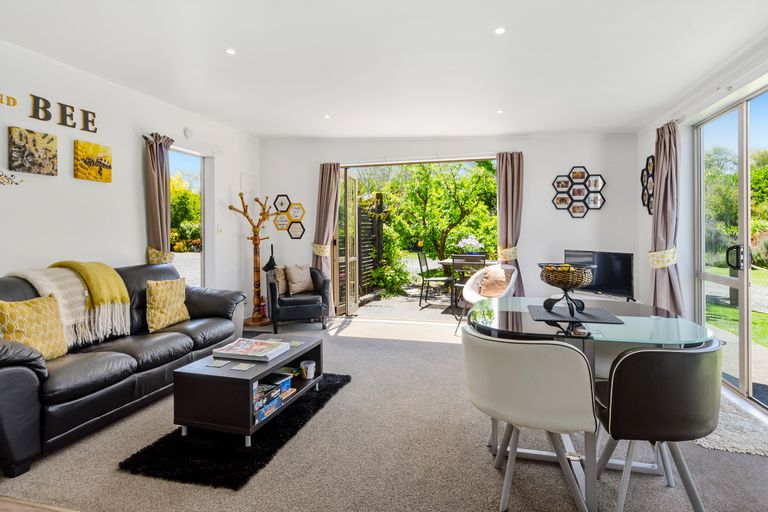 Photo of property in 158 Omaha Flats Road, Tawharanui Peninsula, Warkworth, 0986