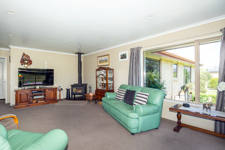 Photo of property in 27 Greig Street, Pleasant Point, 7903