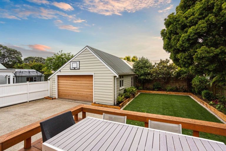 Photo of property in 26 Tainui Road, Devonport, Auckland, 0624