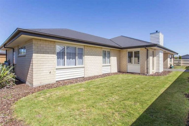 Photo of property in 16 Saint Florian Place, Woolston, Christchurch, 8062