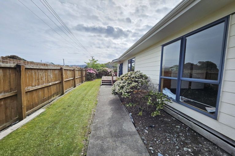 Photo of property in 11 Blake Street, Blaketown, Greymouth, 7805